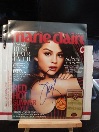 Selena Gomez Signed Autographed 8x10 Photo
