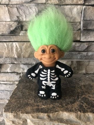Russ Troll Doll 4 1/2” Green Hair Brown Eyes Dressed As A Skeleton Halloween