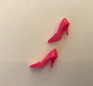 VINTAGE 1960’s BARBIE Hot Pink Closed Toe Heels Shoes Japan 3