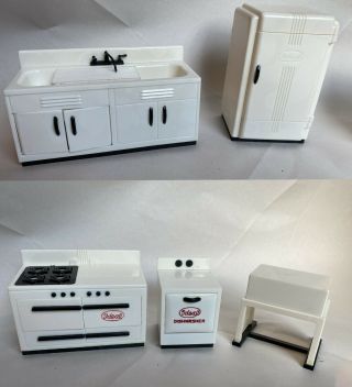 1:12 Dollhouse Miniature Retro Kitchen Set Stove Dishwasher Clothes Wringer