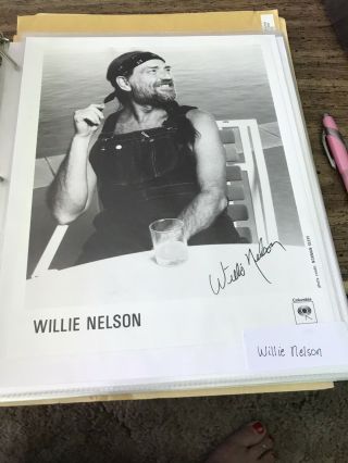 Country Music Legend Willie Nelson Signed Autographed 8x10 Photo Boat Water