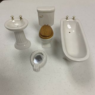 Dollhouse Miniature Bathroom Set 1:12 - White Ceramic Furniture