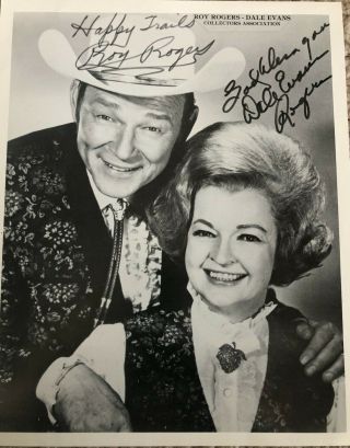 Roy Rogers And Dale Evans Hand Signed Photo 8 X 10