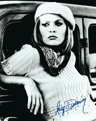 Faye Dunaway Signed Bonnie Clyde 8x10 W/ Depression Era Bank Robber Closeup