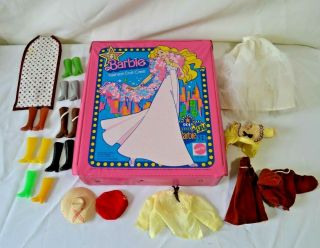 1977 Barbie Fashion Doll Case Vinyl Mattel With Clothing Shoes Accessories