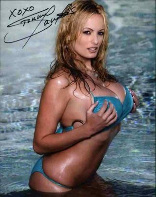 Stormy Daniels Signed Model 8x10 Photo - Proof - - Certificate - (a0003)