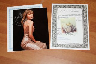 Taylor Swift Photograph Signed 8 X 10 & Polariod Signed 9 Each Has