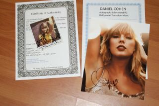 Taylor Swift Photograph Signed 8 X 10 & Polariod Signed 8 Each Has