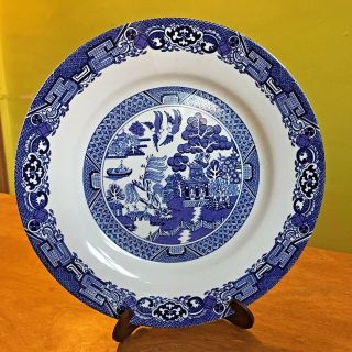 7 Royal Cuthbertson Blue Willow 8 1/2 " Plates