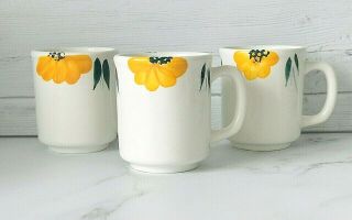 La Primula Maxam Set / 3 Italian Hand Painted Daisy Ceramic Coffee Mug Floral