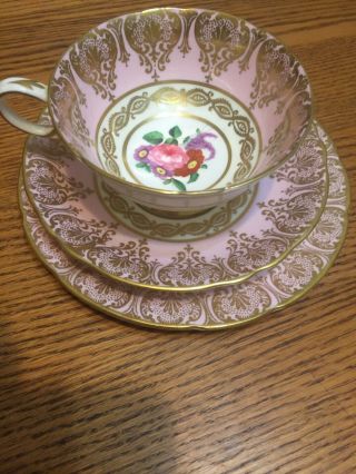 Paragon H.  M.  Queen H.  M.  Queen Mary Pink & Gold Teacup & Saucer Cabbage Rose Plate
