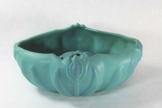 Van Briggle Pottery Blue Green Tulip Vase And Frog Signed On The Bottom