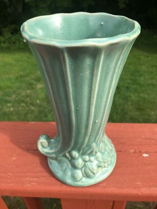 Vintage Nelson McCoy Art Pottery Matte Green Cornucopis 8” Vase 2