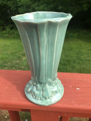 Vintage Nelson McCoy Art Pottery Matte Green Cornucopis 8” Vase 3