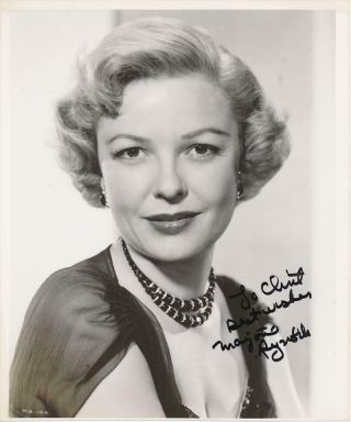 Marjorie Reynolds - 1917 - 1997 (" Holiday Inn " Co - Star) Signed Photo