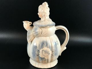 Vintage Lipper & Mann L&m Musical Teapot Blue & White Victorian Lady Japan