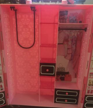 Barbie Ultimate Fashionista Storage Closet Carrying Case,  2013 3