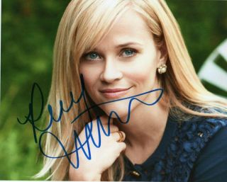 Autographed Reese Witherspoon Signed 8 X 10 Photo Cute