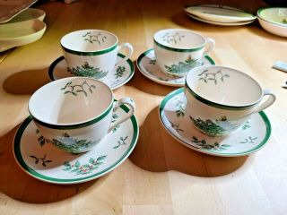 Setof 4 Spode Christmas Tree Cups & Saucers Green Trim Pattern S3324
