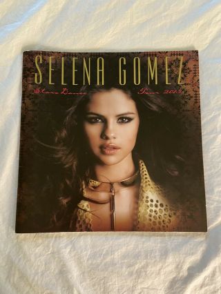 Selena Gomez Stars Dance Tour Book & Shirt (l)