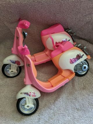 (2) 1997 Mattel Barbie Scooters Or Play