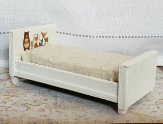 Dollhouse Miniature 1:12 Small Twin Or Toddler Bed