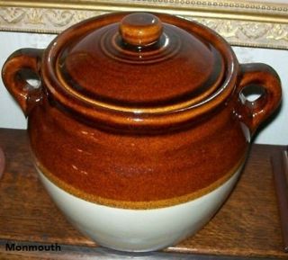 Monmouth Western 2.  5 Qt Stoneware Pottery Usa 0606 Handled Bean Pot Cookie Jar