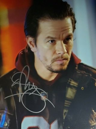 Mark Wahlberg Hand Signed 8x10 Photo W/holo