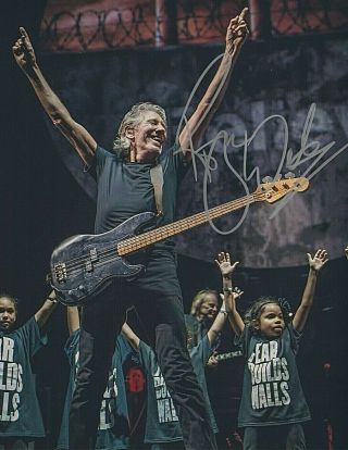 Roger Waters - Pink Floyd Autograph - 8x10 W Hologram -