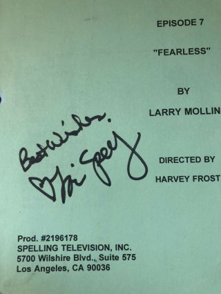 Beverly Hills 90210 Script Signed Tori Spelling 2
