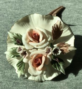 Capodimonte Flower Bouquet,  Bomboniere A.  Ingegno Ceramic Ceramiche E Porcellane