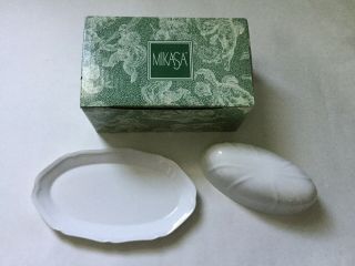 Mikasa Antique White Covered Butter Dish Hk400 - 960