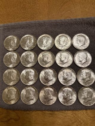 20 1964 - D - Kennedy Half Dollars Unc