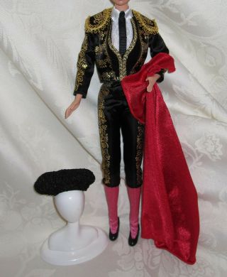 Barbie Dotw Spanish Matador Bullfighter Black Gold Outfit Hat Cape Shoe 4 Doll