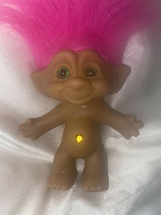 Ace Novelty Troll With Bright Pink Hair,  Green Eyes Yellow Heart Jewel 4 1/2 In