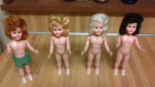 (4) Vintage Plastic Molded Girl Dolls,  Aris Co. ,  L.  L.  C York,  Gd