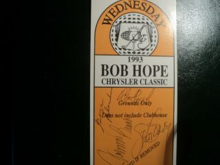 1993 Bob Hope Chrysler Classic Signed By Johnny Bench - George Blanda And Mystery