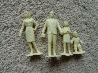 Vintage Plastic Doll House Dolls 3 " Father,  2 3/4 " Mother,  2 1/4 " Sister & Baby
