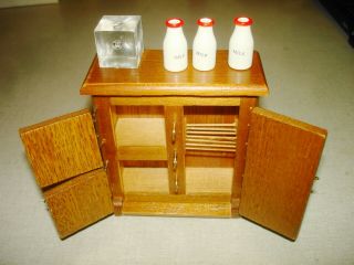 Dollhouse Miniature - Chadwick Miller - Ice Box W 