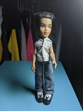 Bratz Boyz 1st Edition Dylan Doll With His Clothes And Shoes