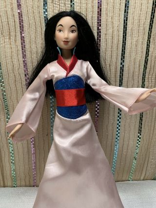 Disney Store London Princess MULAN doll 12 inches Articulated Elbows and Hands 2