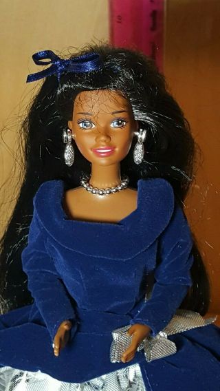 African American Winter Velvet Barbie Avon Exclusive Doll First In Series 15587