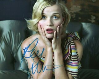 Autographed Reese Witherspoon Signed 8 X 10 Photo