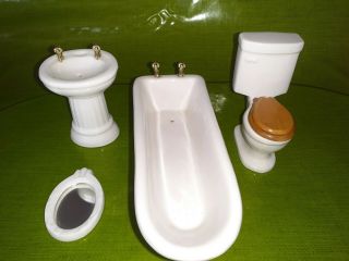 1:12 Dollhouse Miniature - Porcelain Bathroom Set - 4 Piece - Great - Vintage
