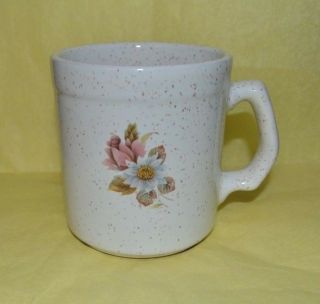 Vintage Blue Mountain Pottery (country Rose Pattern) White 3.  5 " Cup / Mug