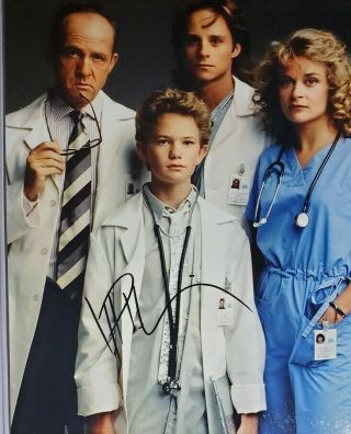 Neil Patrick Harris Hand Signed 8x10 Photo W/holo Doogie Howser Md