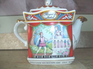 Sadler Shakespeare Romeo and Juliet Staffordshire Teapot 4445 2
