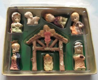 Christmas Mini Miniature 8 Piece Nativity Set W/ Manger W/box