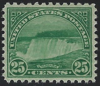 Us Stamps - Scott 699 - Perf 11 X 10.  5 - Never Hinged - (l - 358)