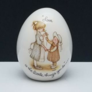 Holly Hobbie Ceramic Porcelain Egg Love Is The Little Things You Do
